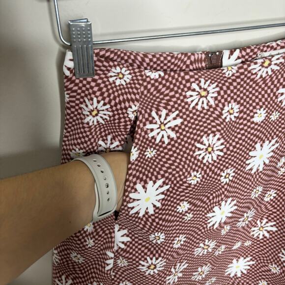 Altar'd State White Daisies Mini Skirt Back Zipper with Pockets Women's Size XS - Picture 3 of 10